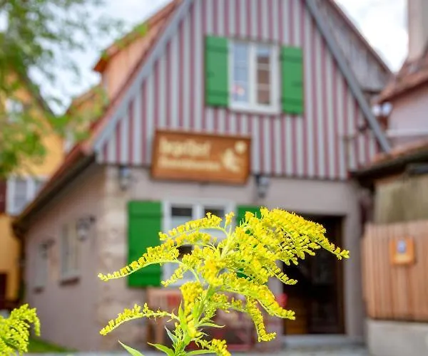 Hezelhof's Hexenhaeuschen Nyaraló *